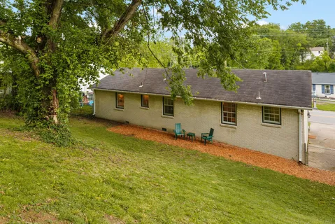 $399,500 | 654 Huntington Parkway, Nashville, TN 37211