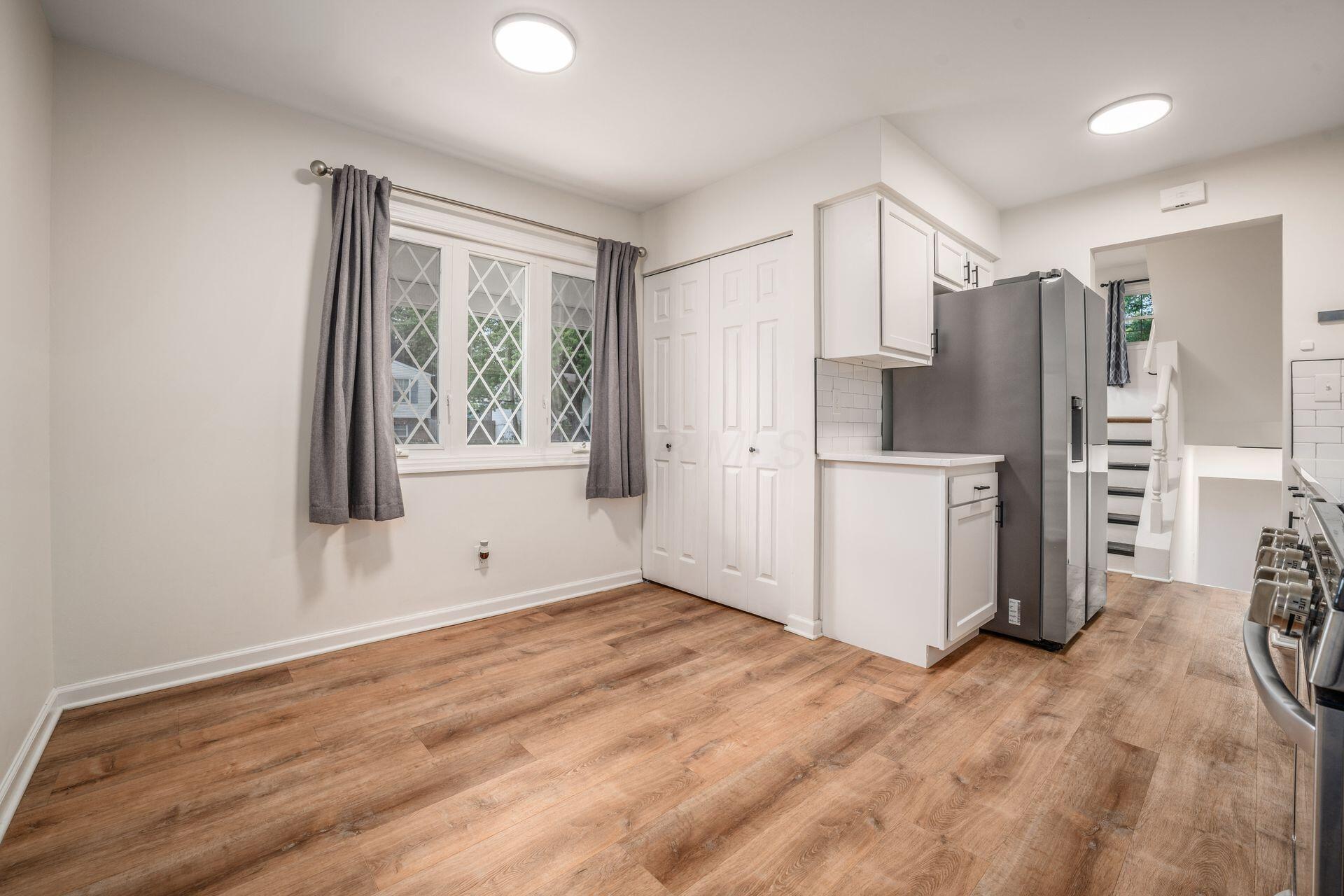 3464 Brazzaville Road Westerville, OH 43081 - Photo 3 of 46 Large eating space in kitchen