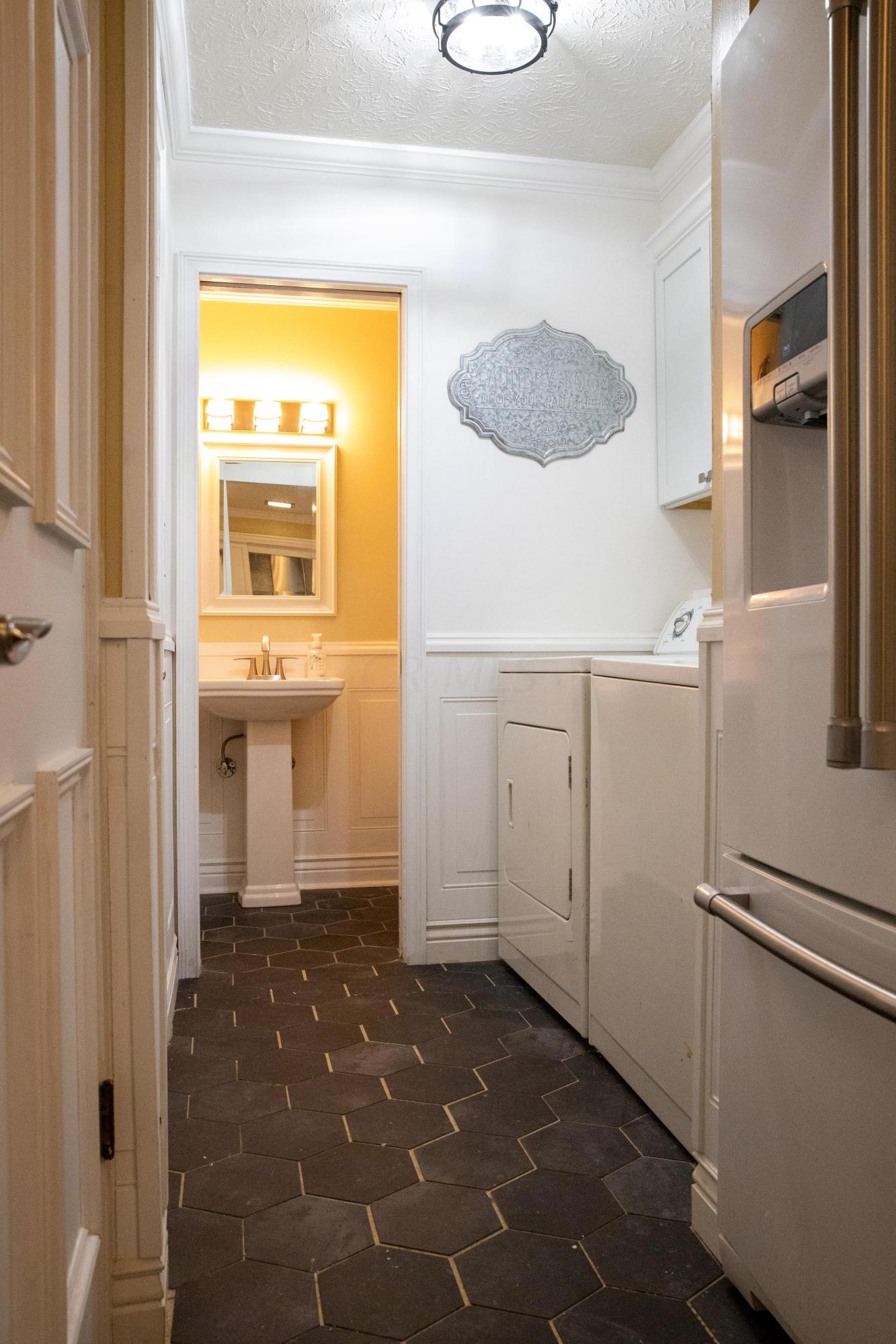 5945 Whitman Road Columbus, OH 43213 - Photo 9 of 25 Gallery Image 9