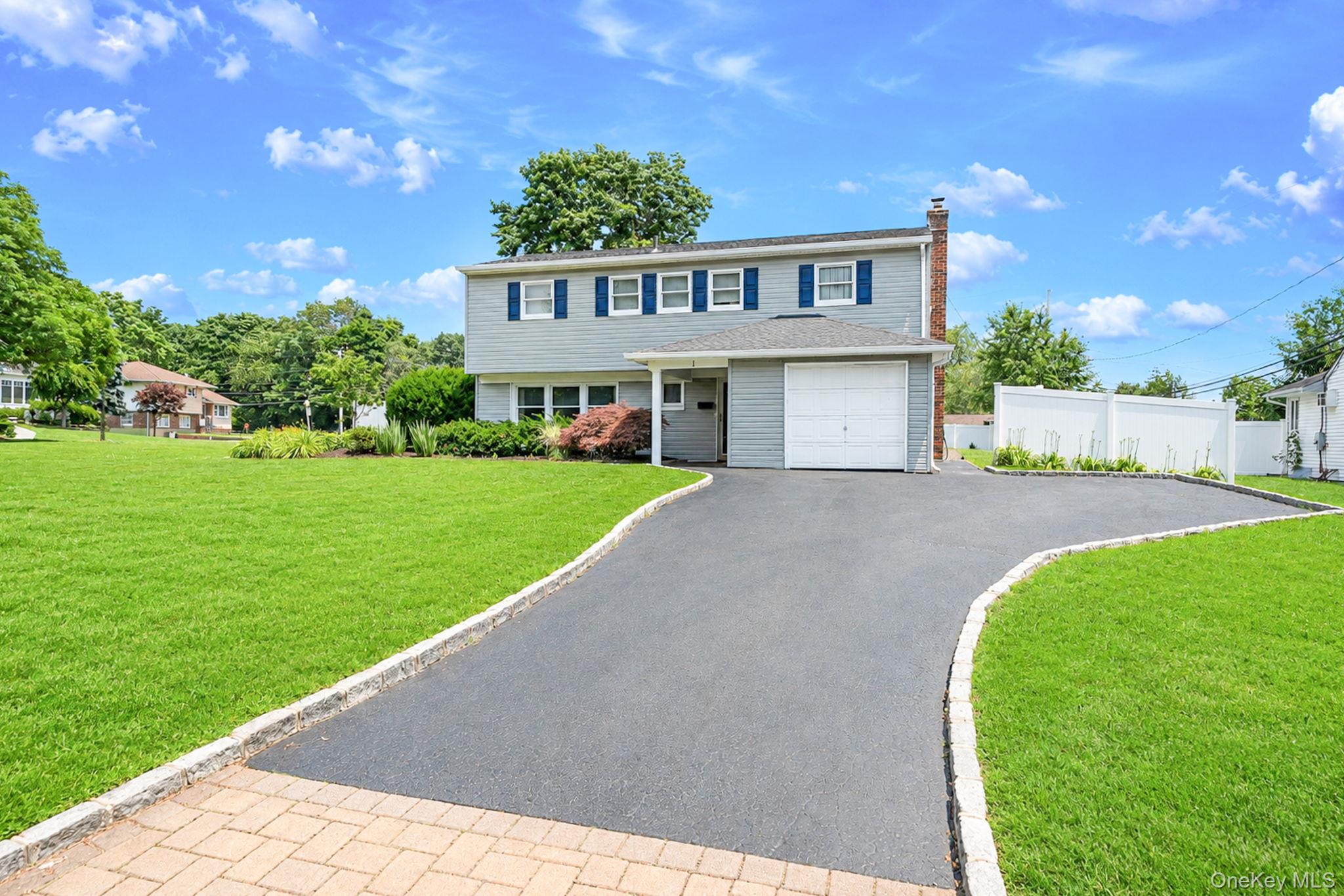 1 Blue Spruce Lane Commack, NY 11725 - Photo 3 of 33