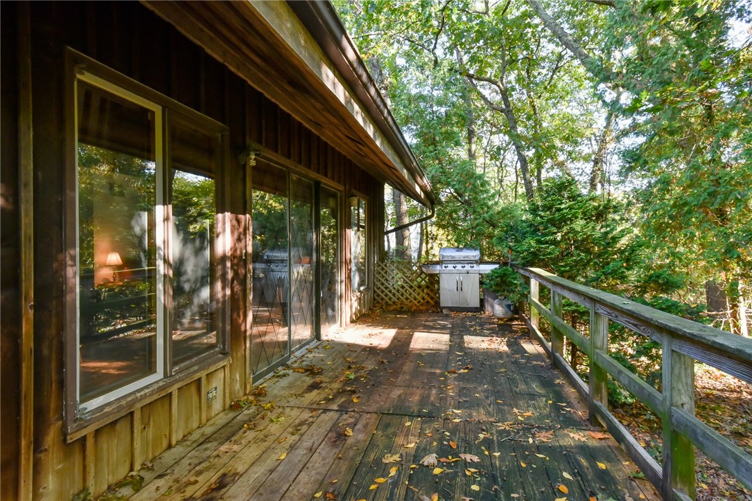 945 Cowesett Road Warwick, RI 02886 - Photo 12 of 14