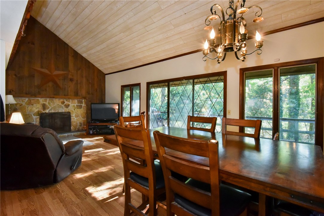 945 Cowesett Road Warwick, RI 02886 - Photo 3 of 14 Dining area with lots of windows!