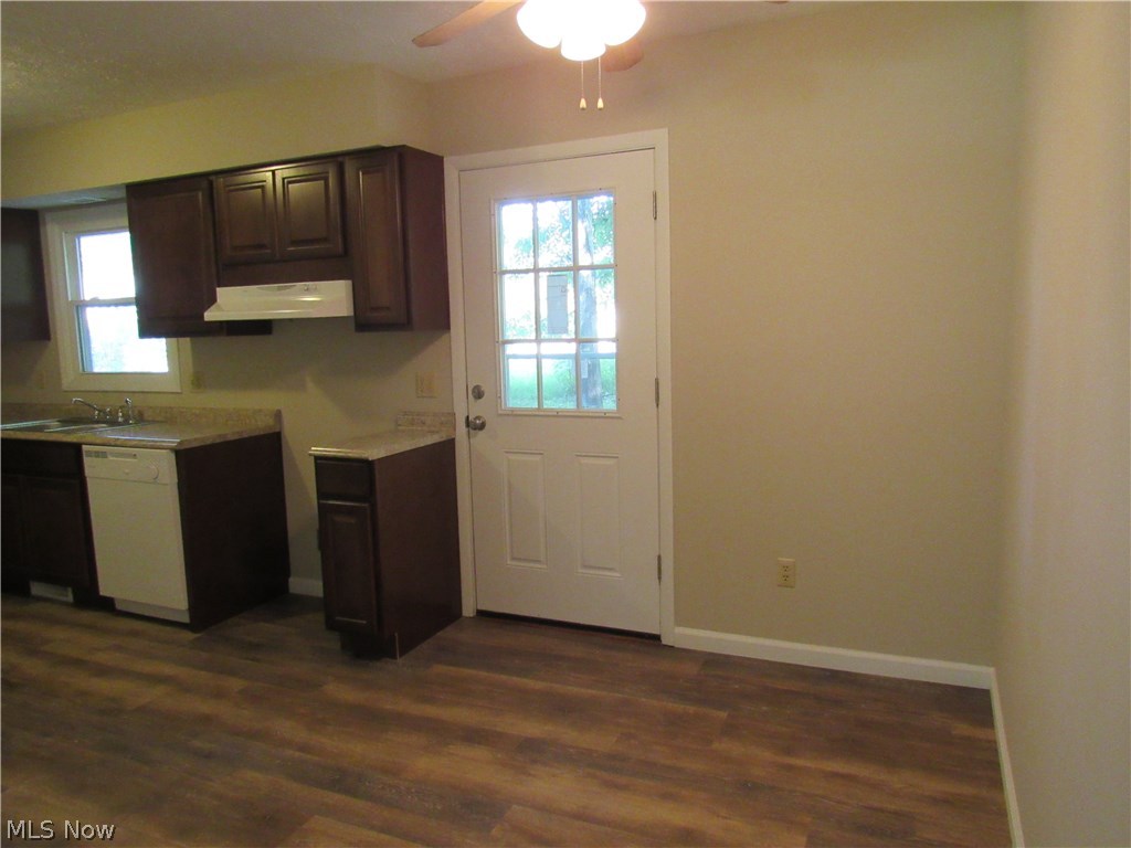 Updated & neutral eat-in kitchen was remodeled throughout!
