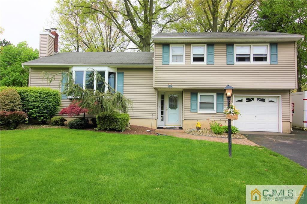 233 Rues Lane East Brunswick, NJ 08816 - Photo 1 of 25 Gallery Image 1