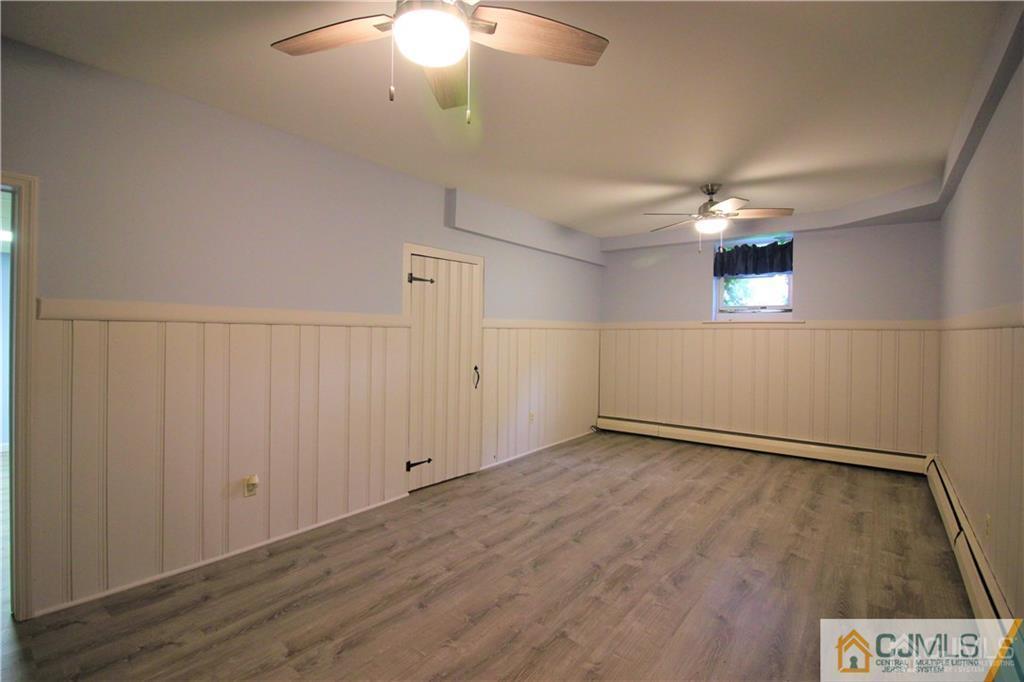 233 Rues Lane East Brunswick, NJ 08816 - Photo 18 of 25 Gallery Image 18