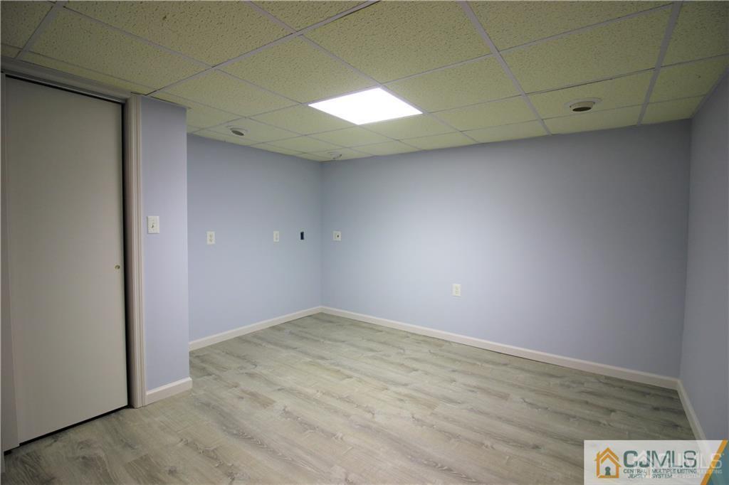 233 Rues Lane East Brunswick, NJ 08816 - Photo 19 of 25 Gallery Image 19