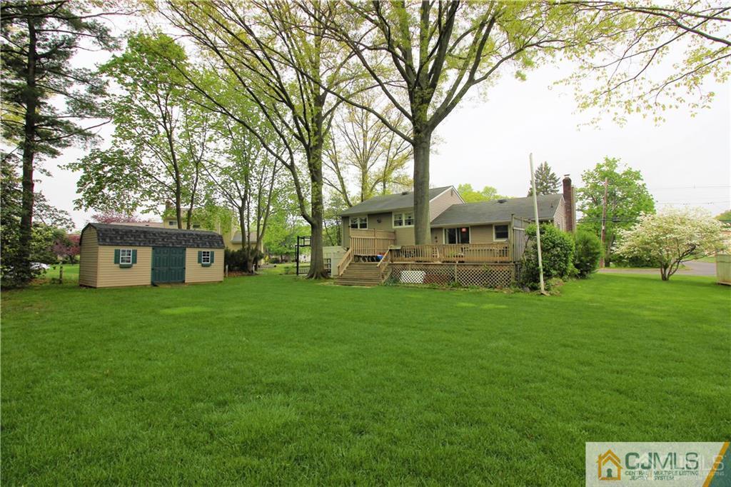 233 Rues Lane East Brunswick, NJ 08816 - Photo 23 of 25 Gallery Image 23