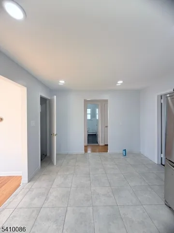 $3,100 | 20 Bayliss Street, Unit 1, North Arlington, NJ 07031