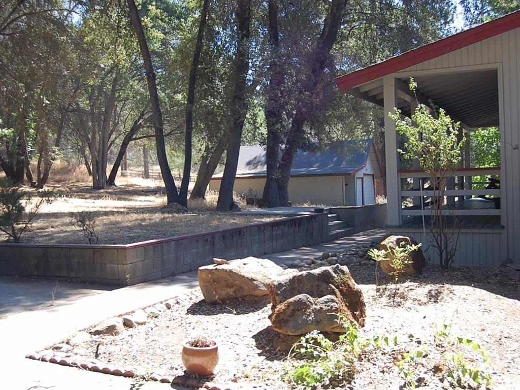 38144 Black Ranch Road Oakhurst, CA 93644 - Photo 24 of 37 Gallery Image 24