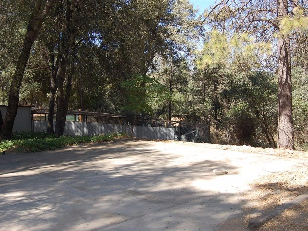 38144 Black Ranch Road Oakhurst, CA 93644 - Photo 36 of 37 Gallery Image 36