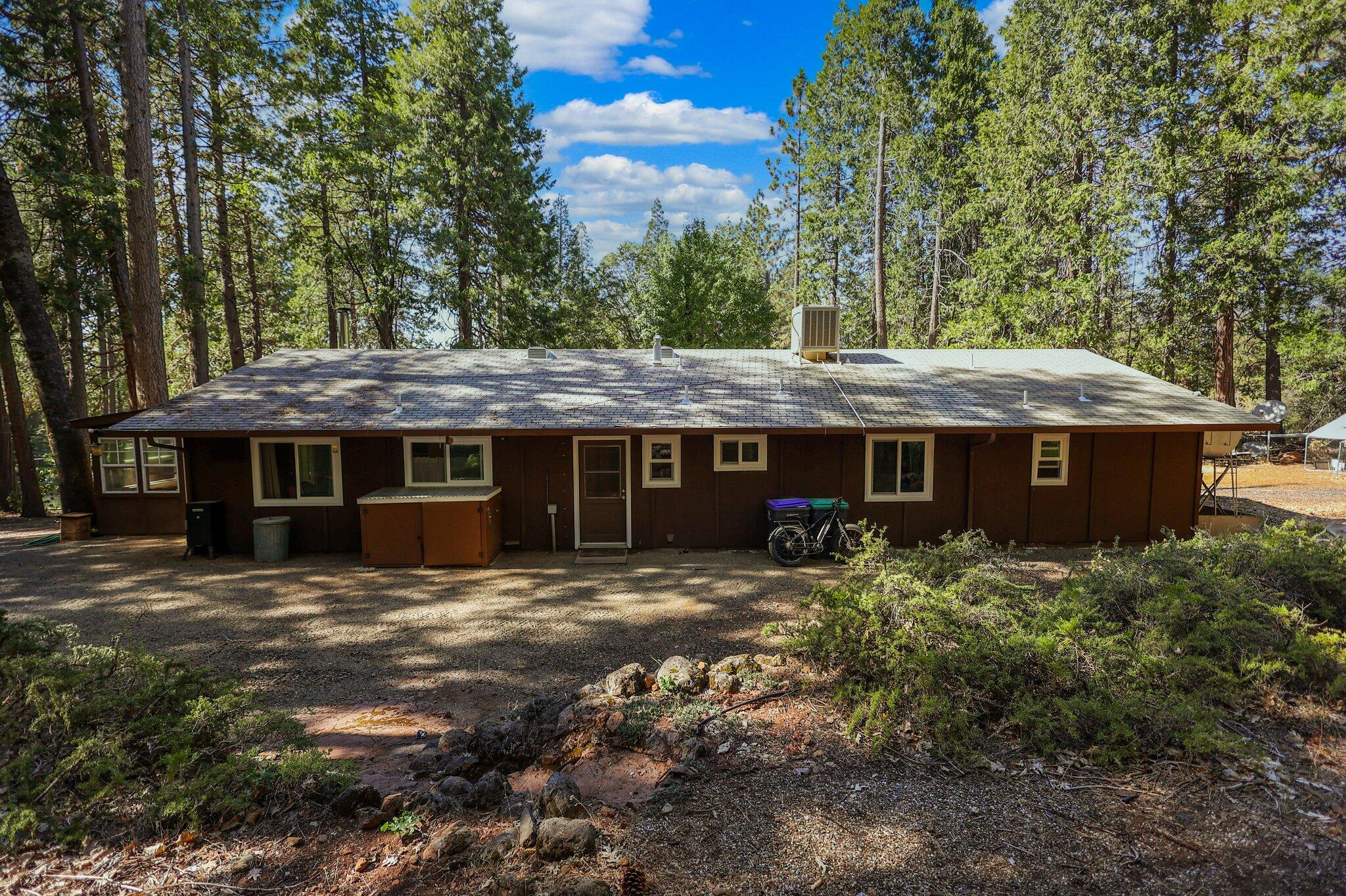 21800 Cedar Ridge Road Manton, CA 96059 - Photo 22 of 35 a view of a house with a yard