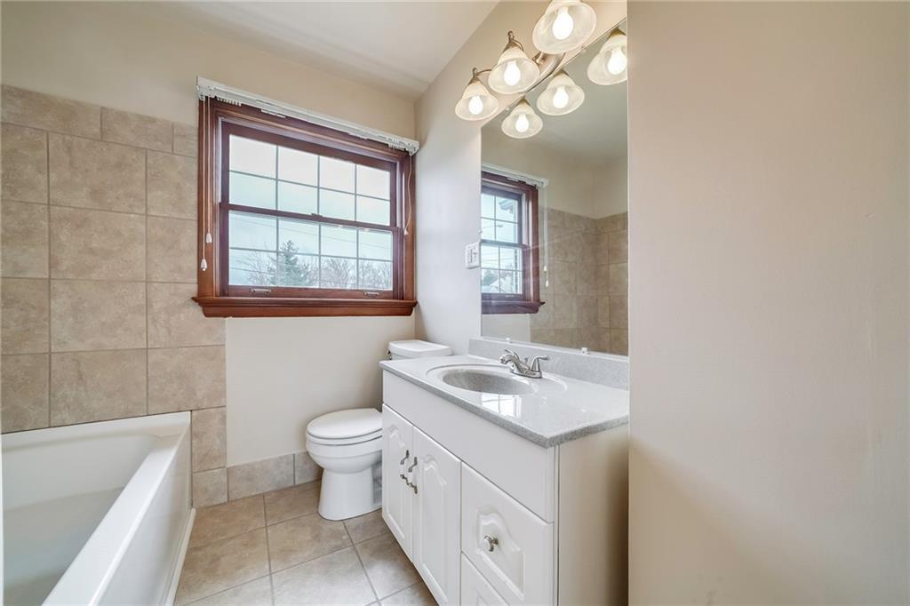 728 Beaver Street Rochester, PA 15074 - Photo 14 of 25