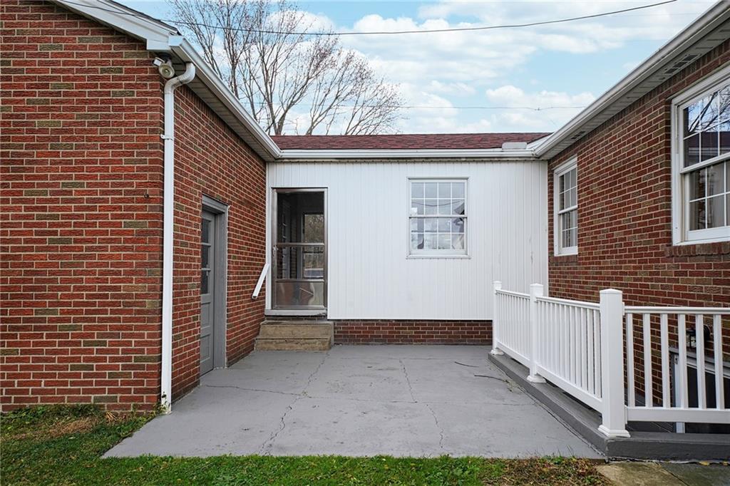 728 Beaver Street Rochester, PA 15074 - Photo 22 of 25