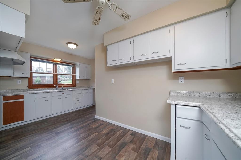 728 Beaver Street Rochester, PA 15074 - Photo 7 of 25