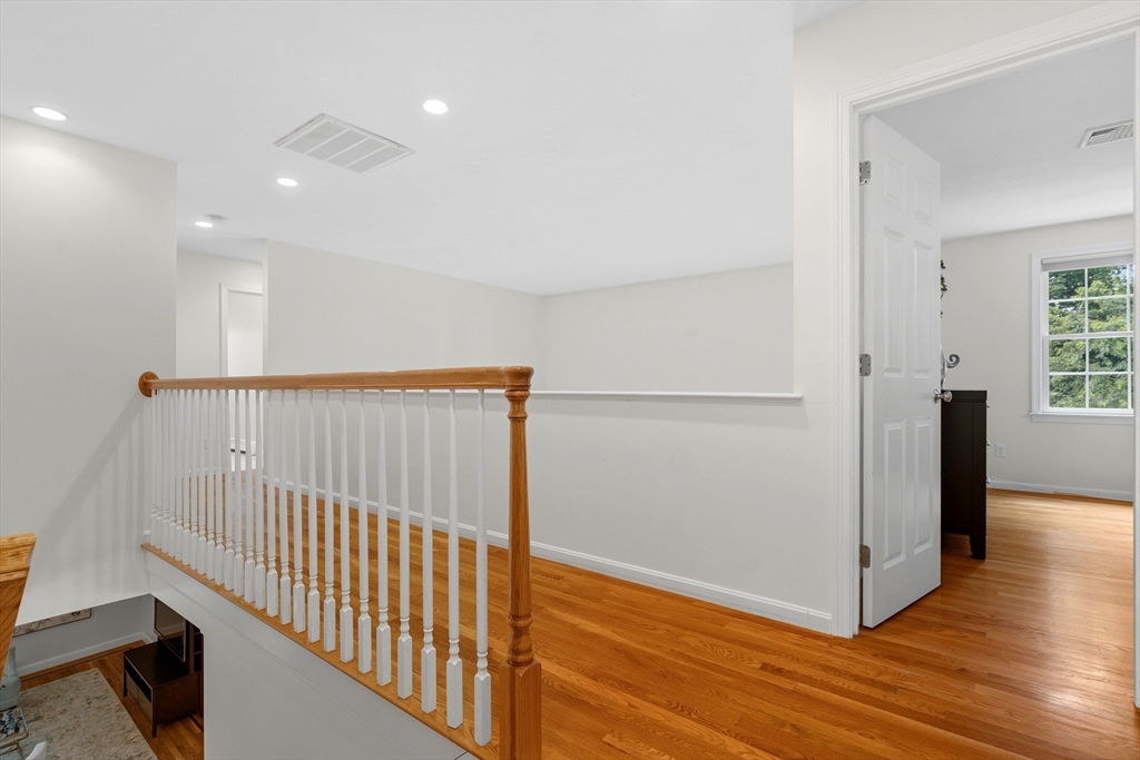 876 Central Avenue Needham, MA 02492 - Photo 25 of 40