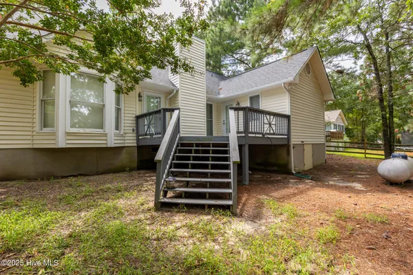 $368,000 | 102 Seminole Court, West End, NC 27376