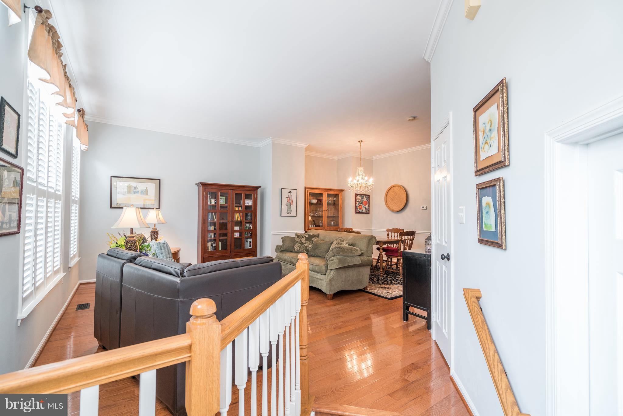 20691 Riptide Square Sterling, VA 20165 - Photo 2 of 27 Hardwood Floors and Sunlight Greet you!