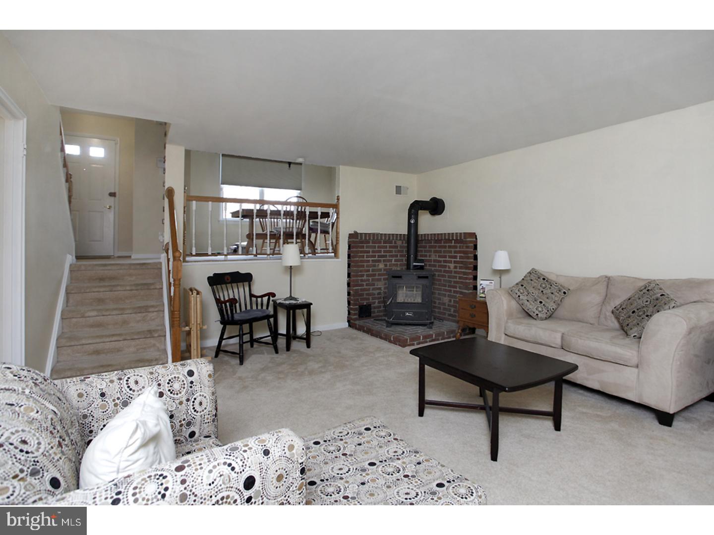 1681 Daws Road Blue Bell, PA 19422 - Photo 6 of 19 Living Room