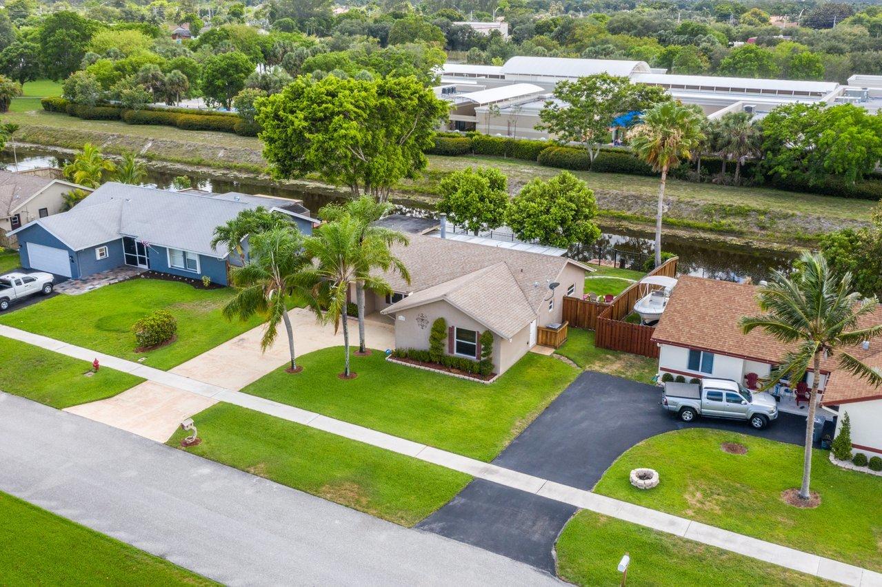 9652 Richmond Circle Boca Raton, FL 33434 - Photo 33 of 37 033-9652RichmondCircle-BocaRaton-FL-3343