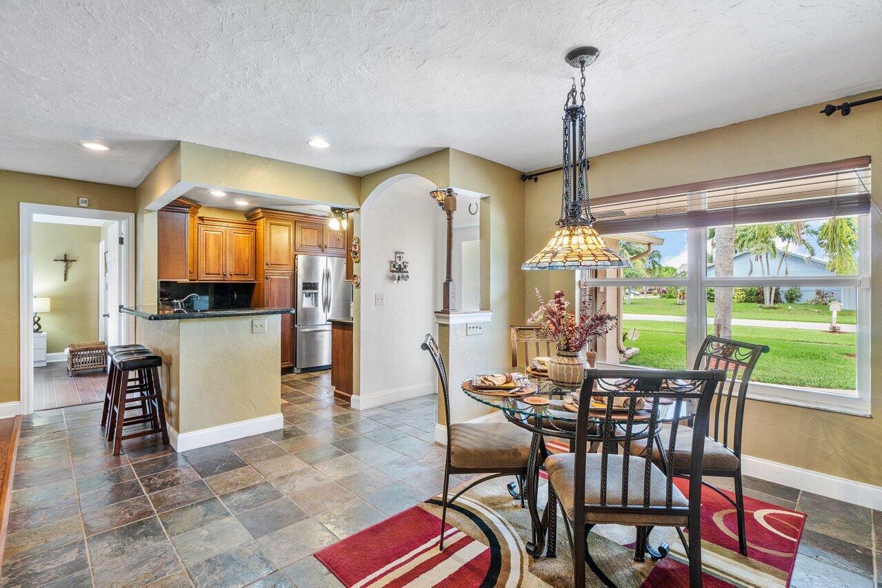 9652 Richmond Circle Boca Raton, FL 33434 - Photo 7 of 37 007-9652RichmondCircle-BocaRaton-FL-3343