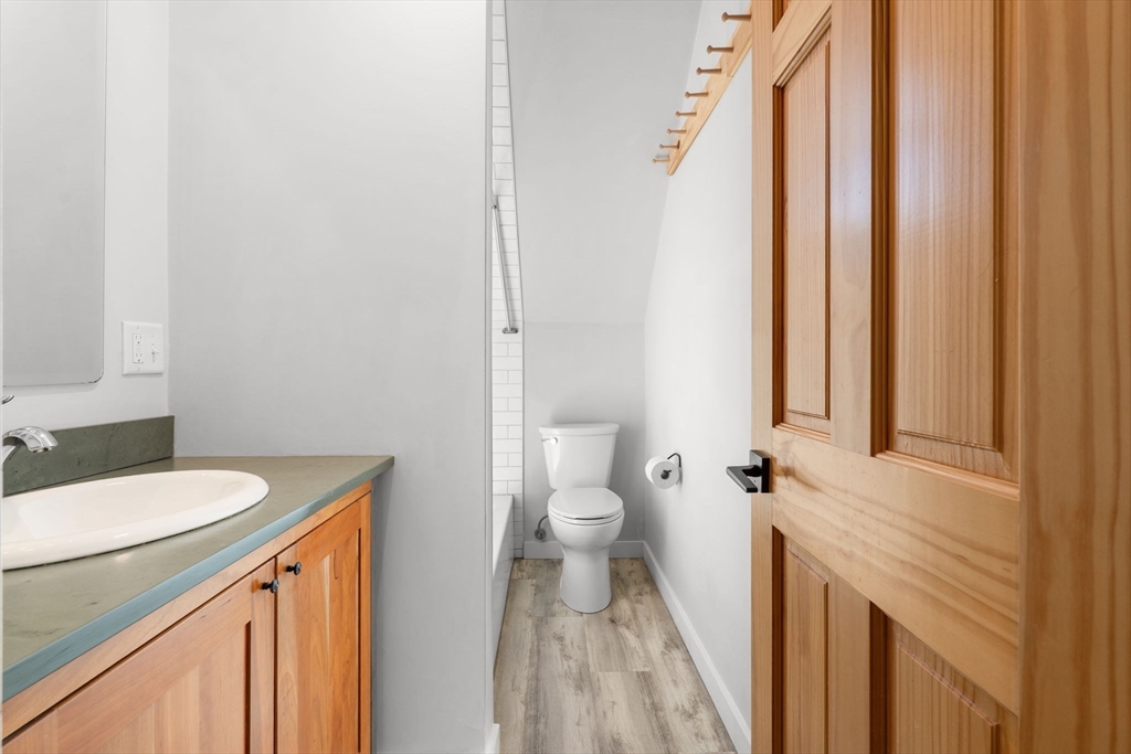 39 Topsfield Road Ipswich, MA 01938 - Photo 27 of 40
