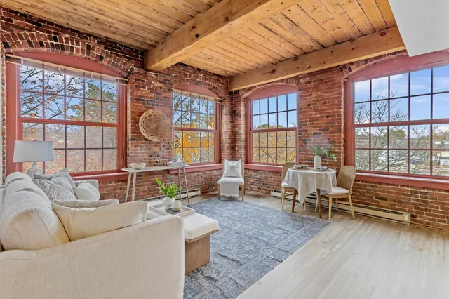 $275,000 | 335 Cypress Street, Unit 3B, Manchester, NH 03103