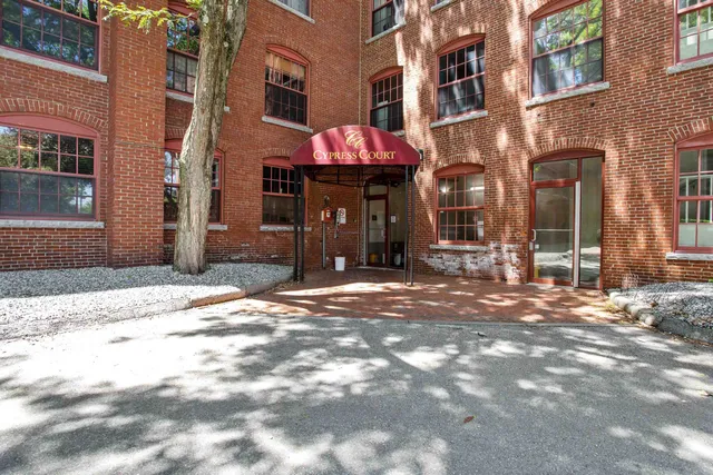 $275,000 | 335 Cypress Street, Unit 3B, Manchester, NH 03103