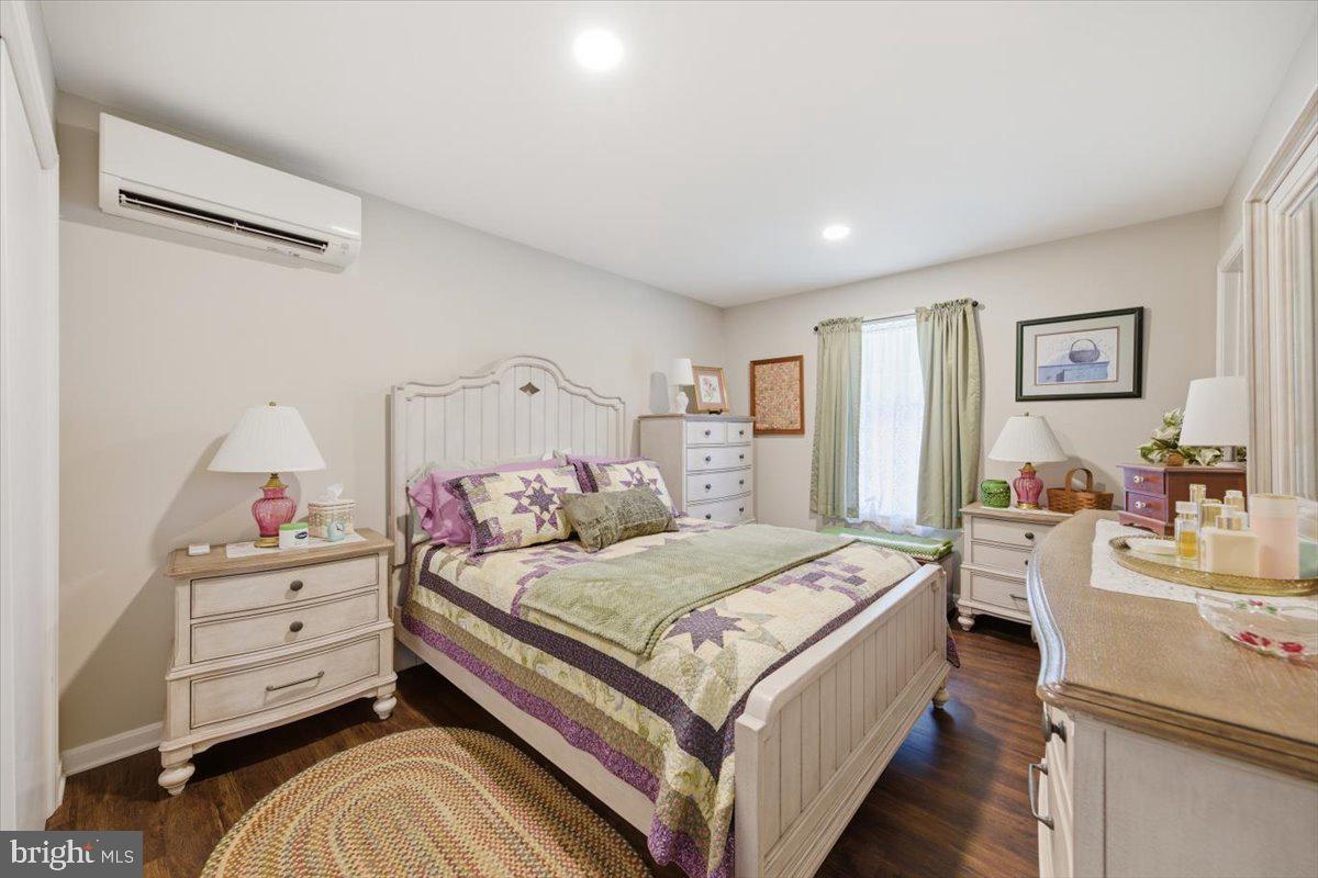 505 Maryland Avenue Ridgely, MD 21660 - Photo 12 of 23 09-Primary Bedroom