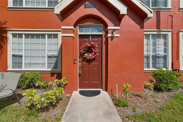 $285,000 | 10576 Windsor Lake Court, Unit 41, Tampa, FL 33626