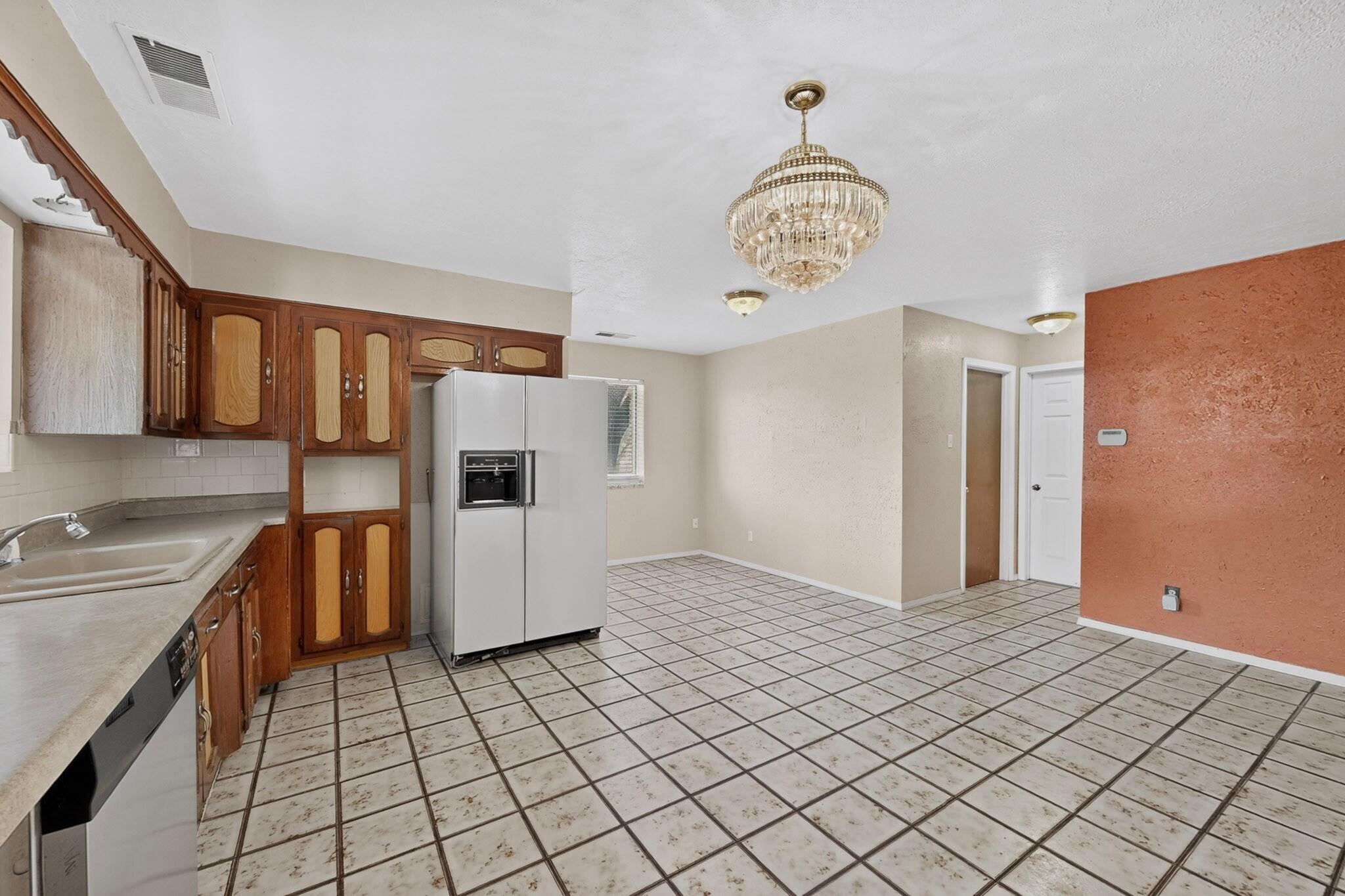 1690 Golf Course Road Rio Communities, NM 87002 - Photo 10 of 63 Gallery Image 10