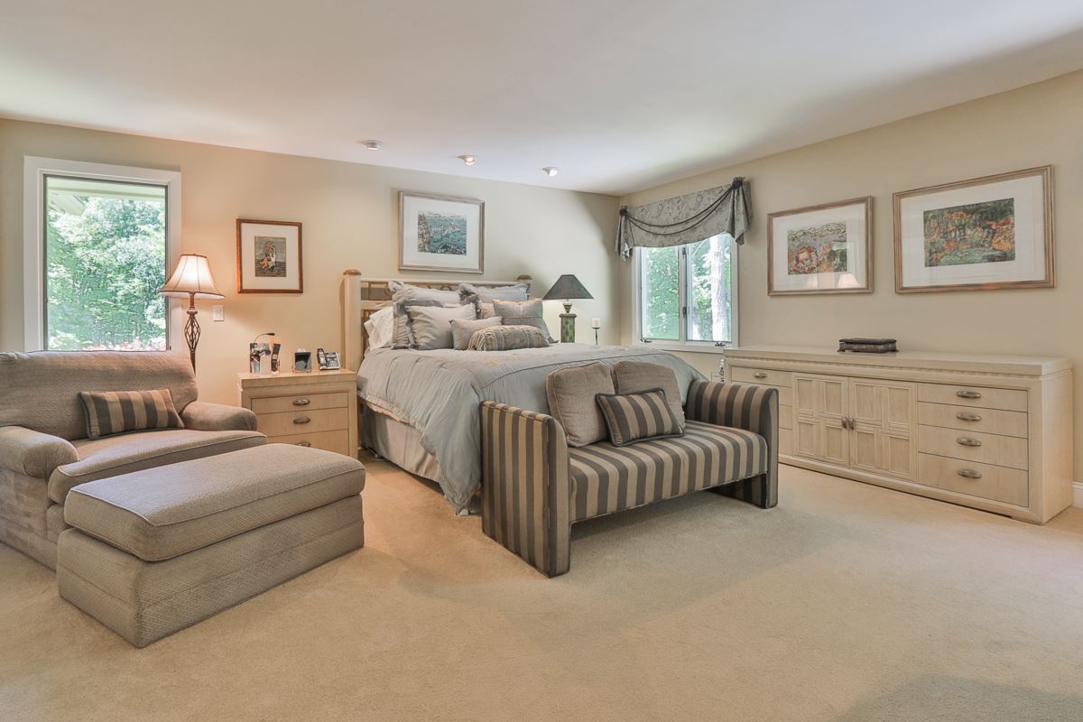 22 Nathan Lord Road Amherst, NH 03031 - Photo 16 of 40