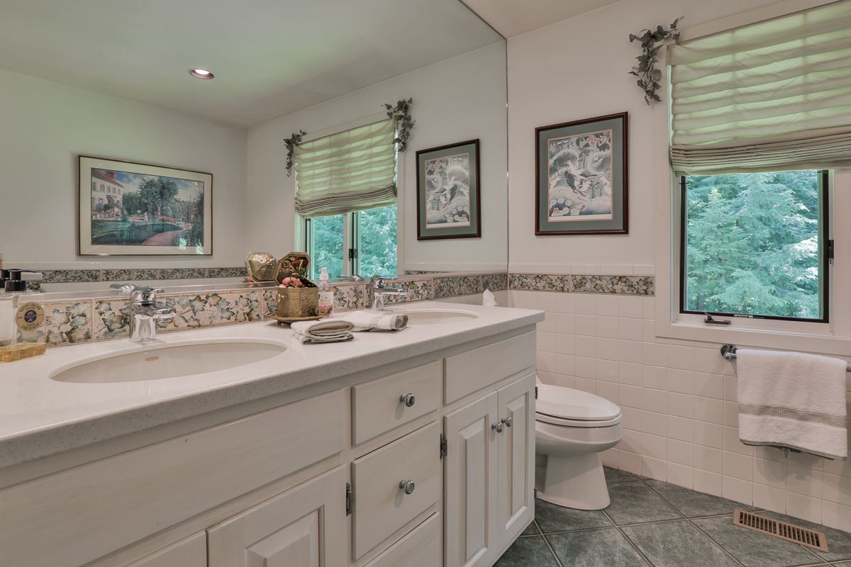 22 Nathan Lord Road Amherst, NH 03031 - Photo 24 of 40