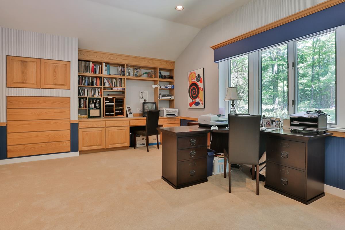 22 Nathan Lord Road Amherst, NH 03031 - Photo 28 of 40