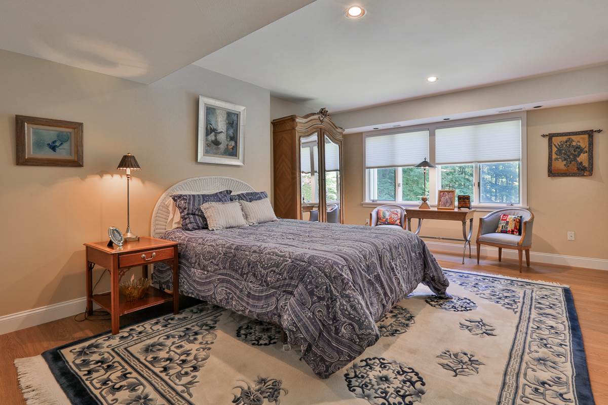 22 Nathan Lord Road Amherst, NH 03031 - Photo 34 of 40