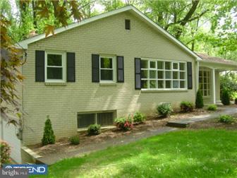 1834 Cobden Road Glenside, PA 19038 - Photo 2 of 12