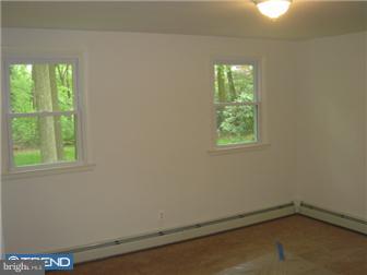 1834 Cobden Road Glenside, PA 19038 - Photo 8 of 12