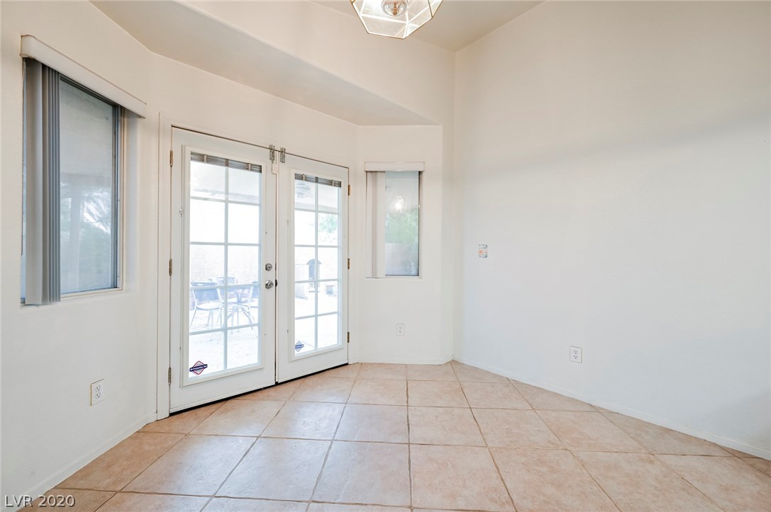 1317 Goldenglow Road Las Vegas, NV 89108 - Photo 17 of 39