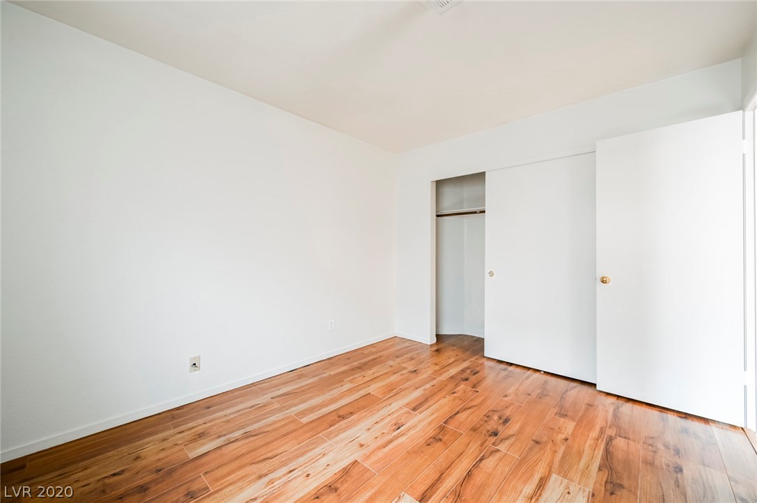 1317 Goldenglow Road Las Vegas, NV 89108 - Photo 25 of 39