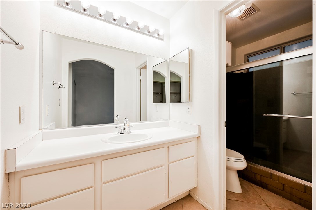 1317 Goldenglow Road Las Vegas, NV 89108 - Photo 32 of 39