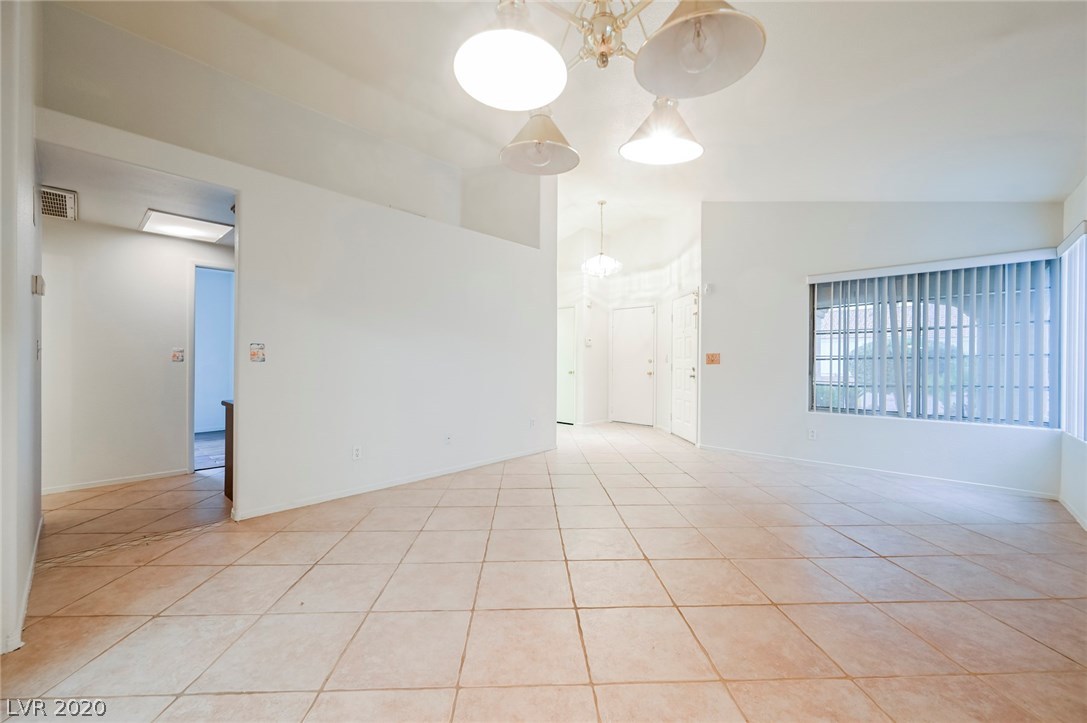 1317 Goldenglow Road Las Vegas, NV 89108 - Photo 6 of 39