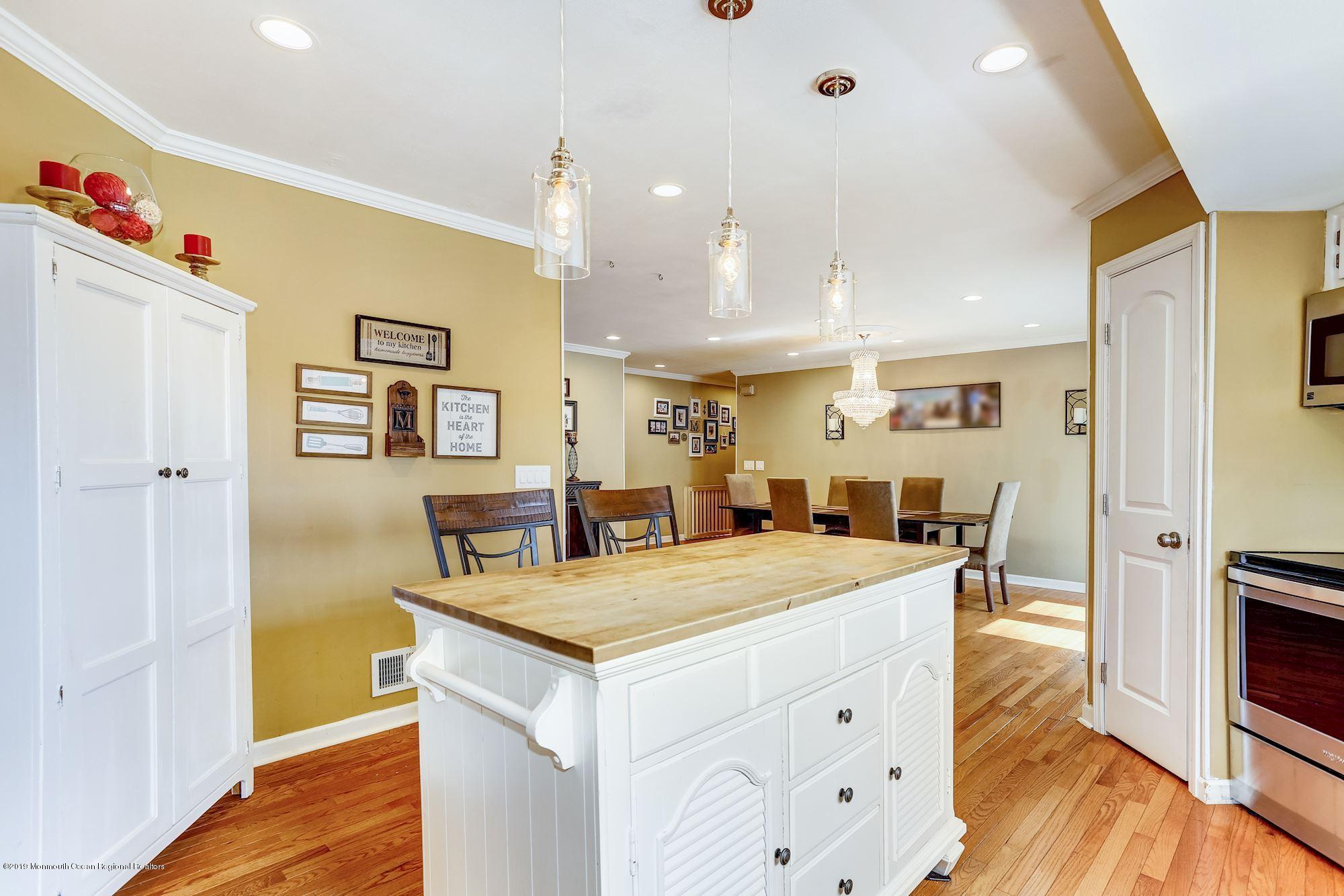 79 Bates Road Jackson, NJ 08527 - Photo 12 of 37 023_79_Bates_Rd_256540_414334