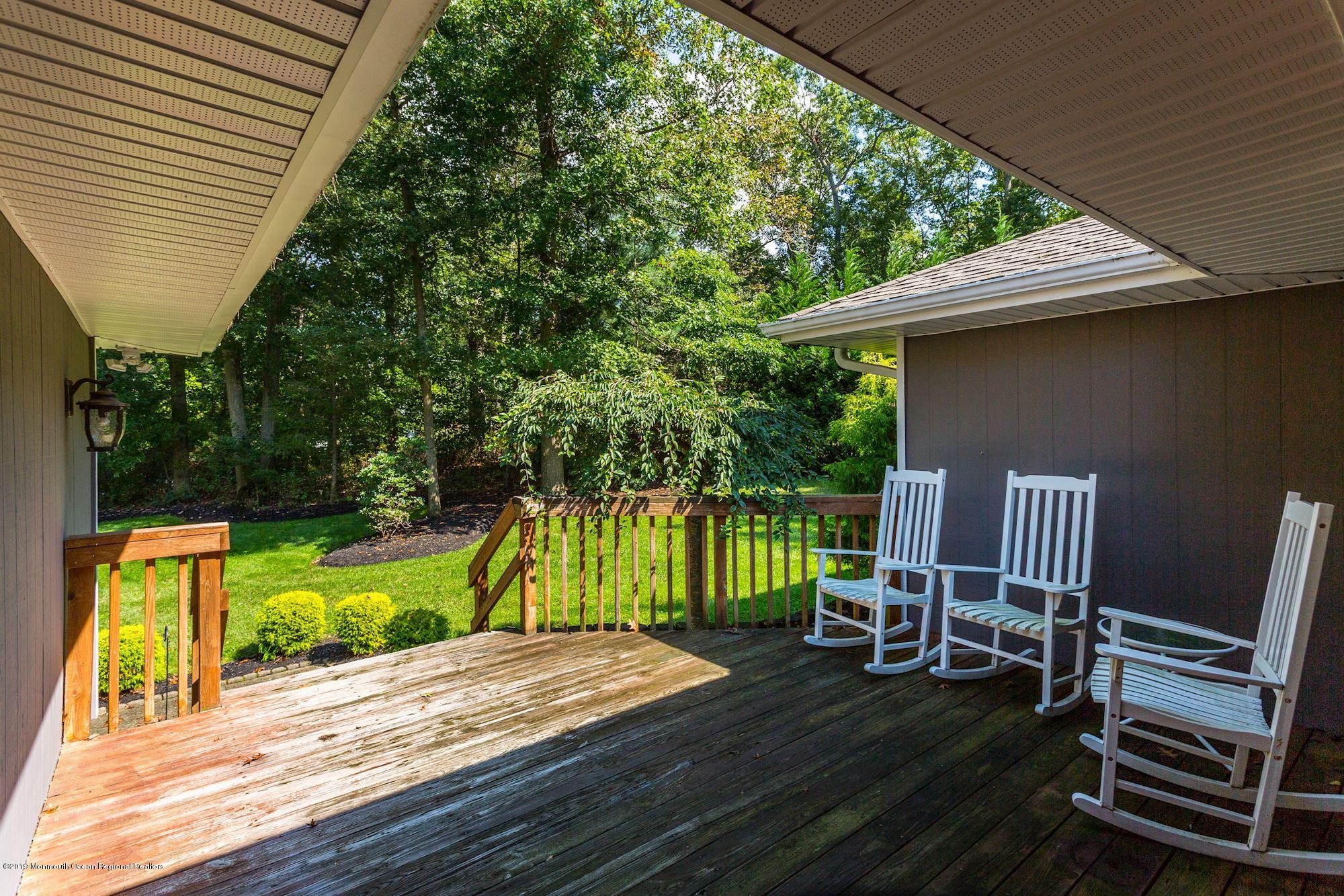 79 Bates Road Jackson, NJ 08527 - Photo 30 of 37 064_79_Bates_Rd_256540_414334