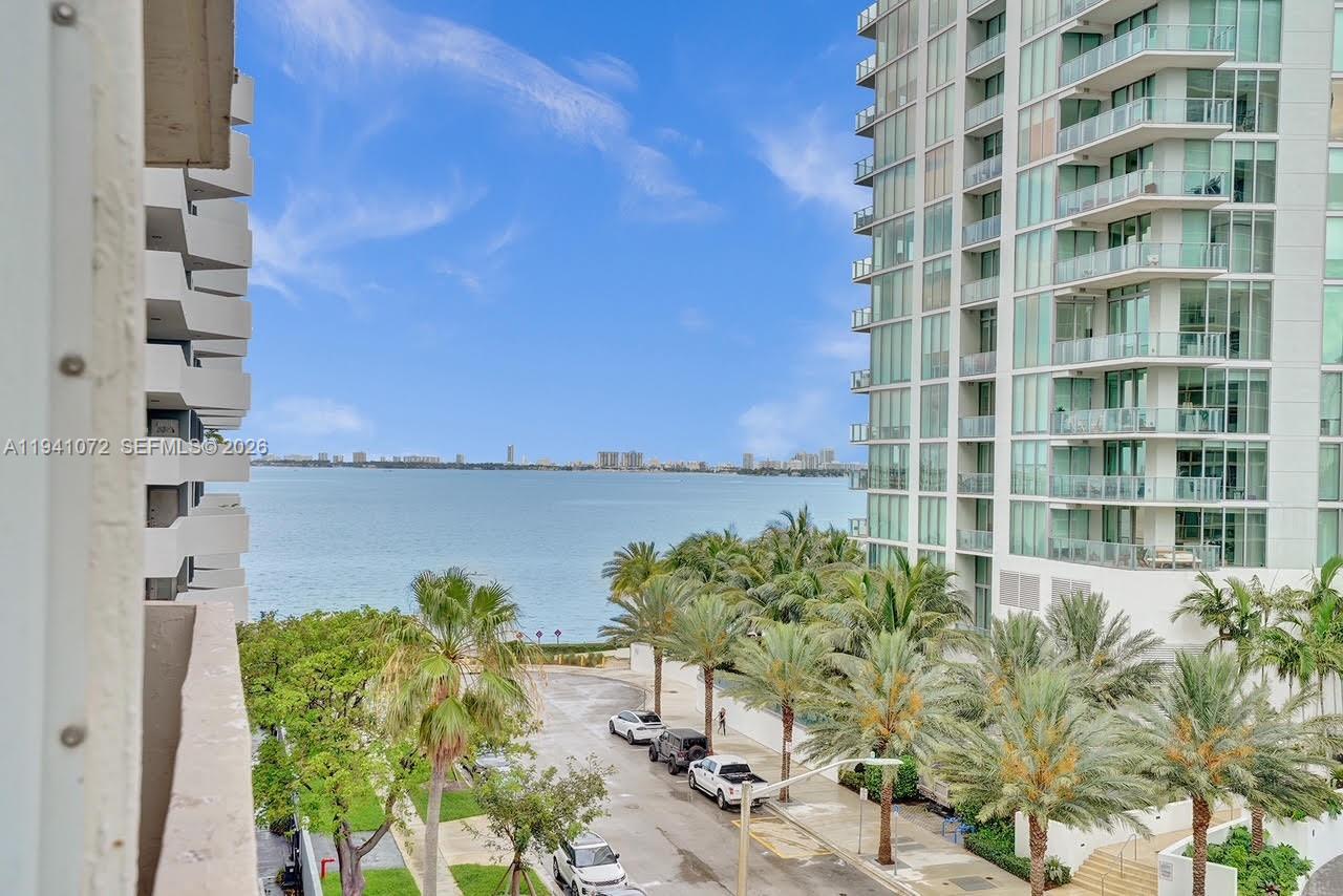 505 Northeast 30th Street, Unit 506 Miami, FL 33137 - Photo 20 of 26 front view of a building