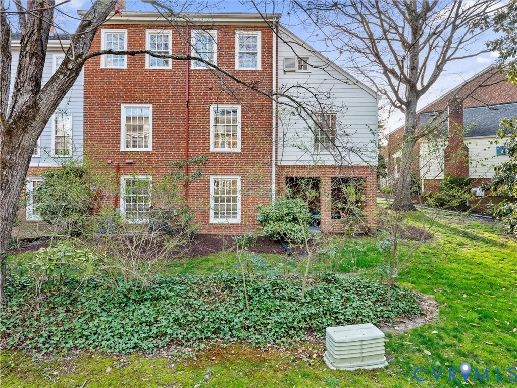 300 North Ridge Road, Unit 31 Henrico, VA 23229 - Photo 31 of 33