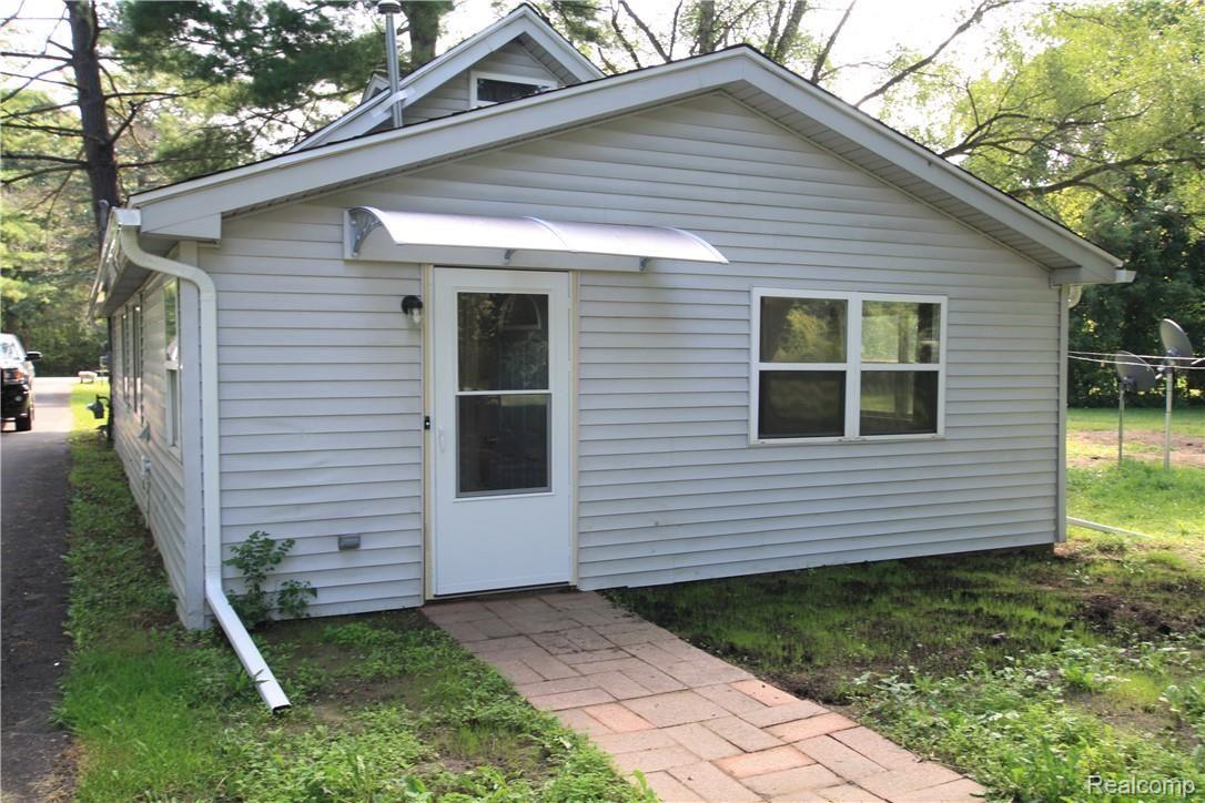 12265 Elms Road Clio, MI 48420 - Photo 3 of 24 IMG_9599 (2).JPG