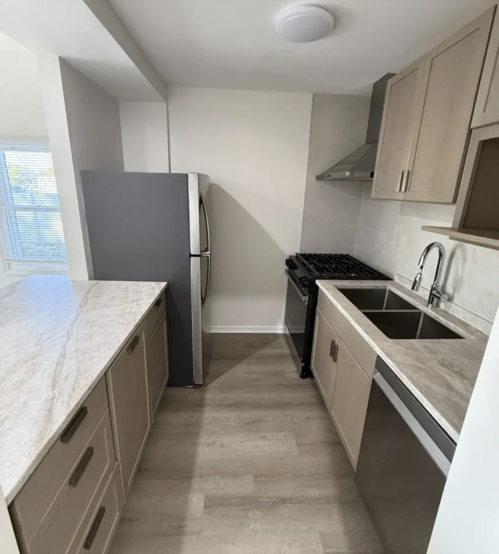 59 9s115 Route, Unit 1 Naperville, IL 60564 - Photo 3 of 7
