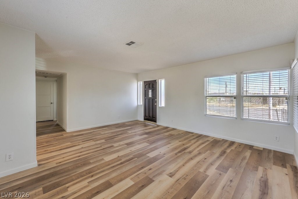 10 California Way Henderson, NV 89015 - Photo 3 of 31