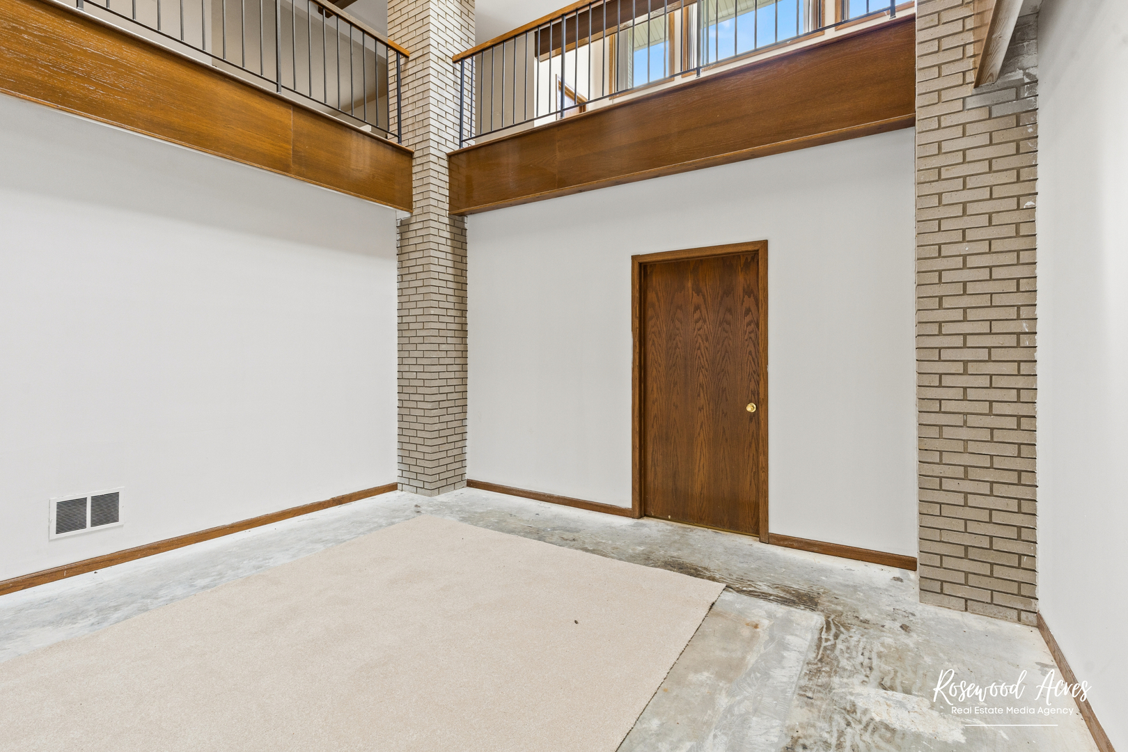 4196 North 2250W Road Bourbonnais, IL 60914 - Photo 45 of 61 a view of an front door