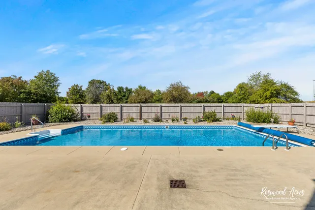 $890,000 | 4196 North 2250W Road, Bourbonnais, IL 60914