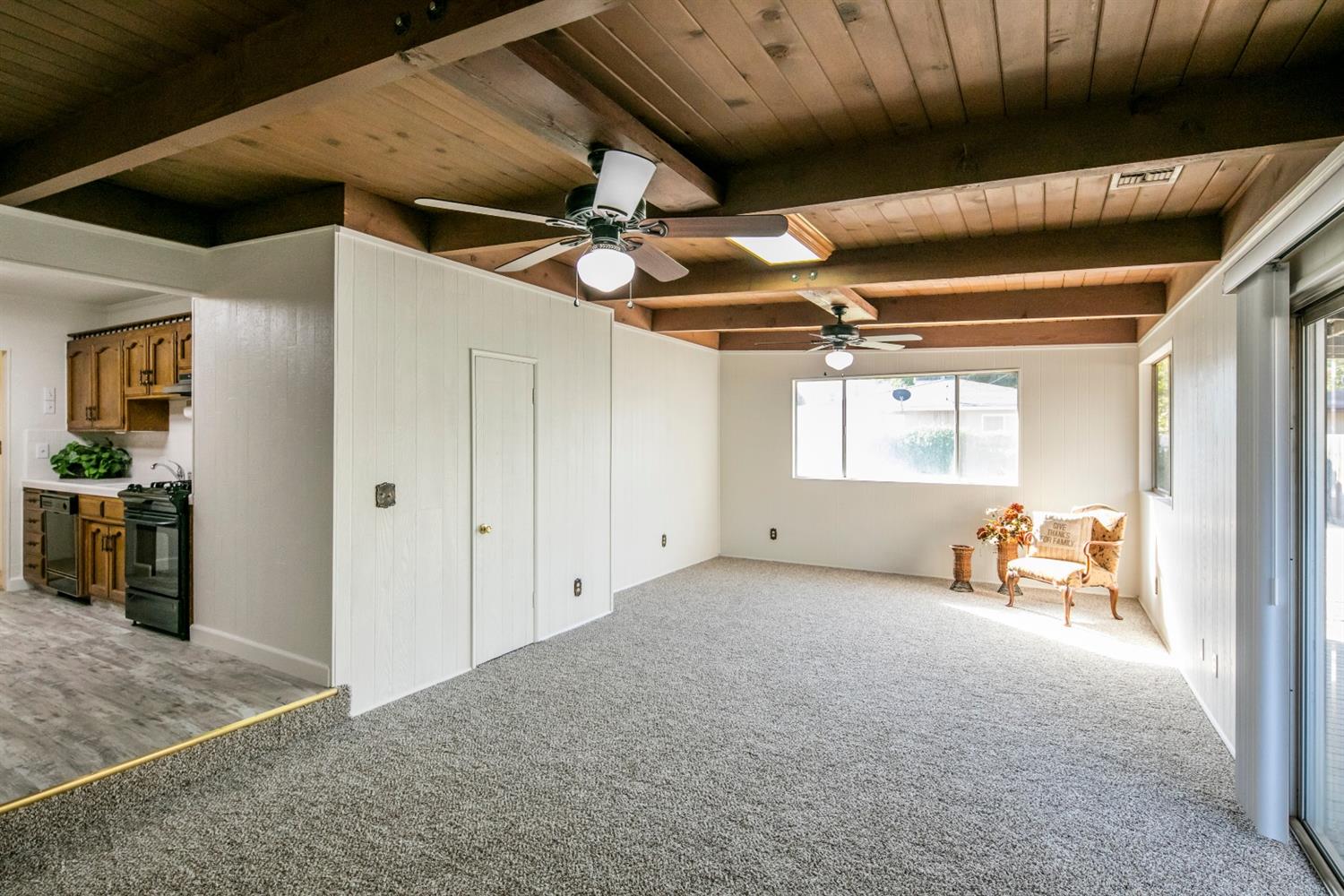 2916 East Richert Avenue Fresno, CA 93726 - Photo 16 of 39